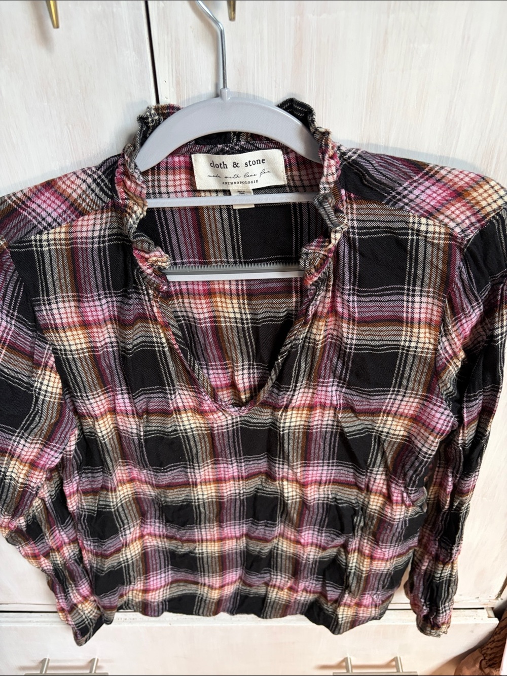cloth & stone Black Plaid V-Neck Ruffle Collar Top with Pink Accents